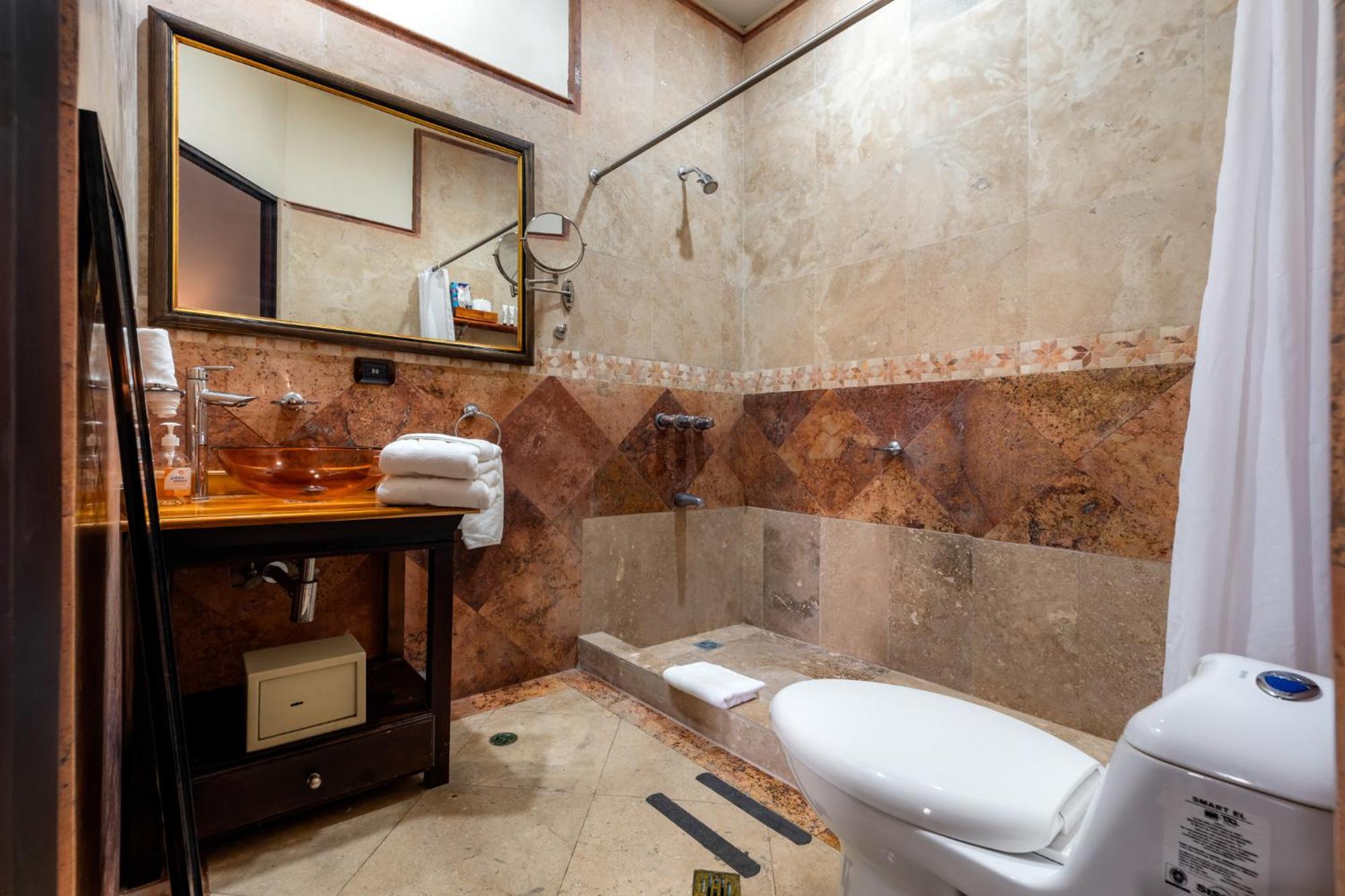 Hotel Majestad Сан Хосе Екстериор снимка